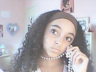                                Moi avc mes cheveux croler ..